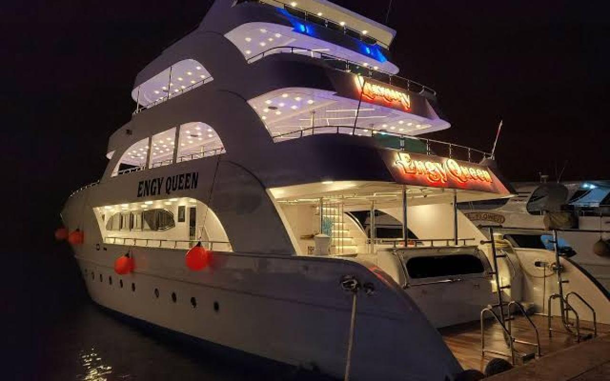 Ужин на яхте Engy Queen в Шарм-эль-Шейхе