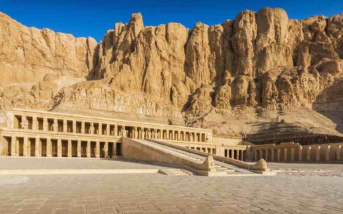 Луксор на самолёте из Дахаба — однодневная экскурсия