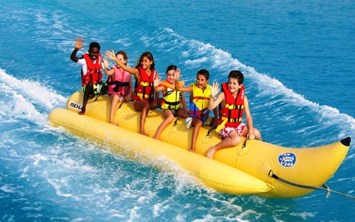 Пакет водных развлечений — парасейлинг, банан и тюбинг